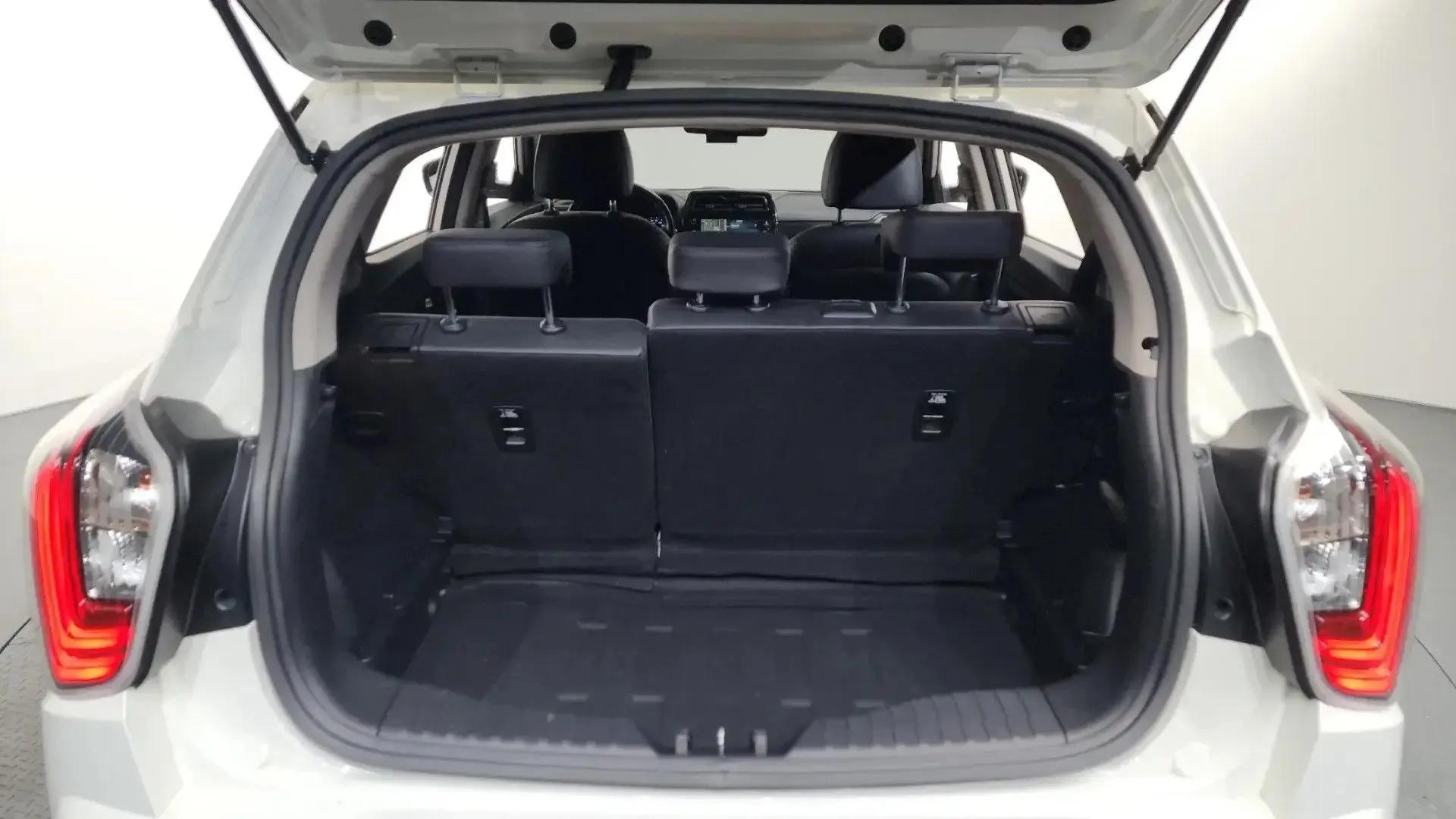 SsangYong Tivoli 1 2019, фото 7