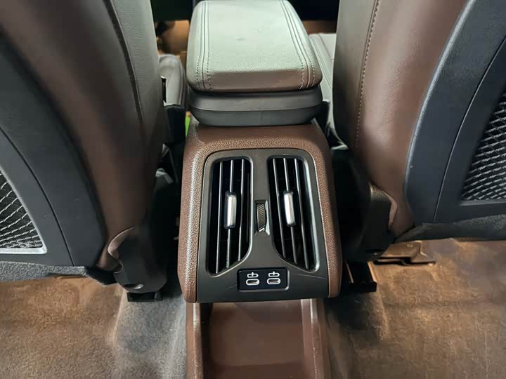 BMW X1 2023 sDrive20Li X Design Package 2023, фото 2