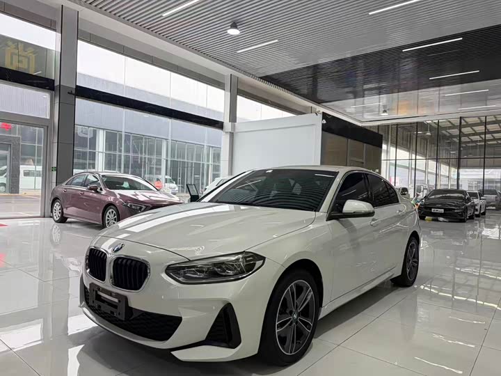 BMW 1 Series 120i M Sport 2022, фото 1