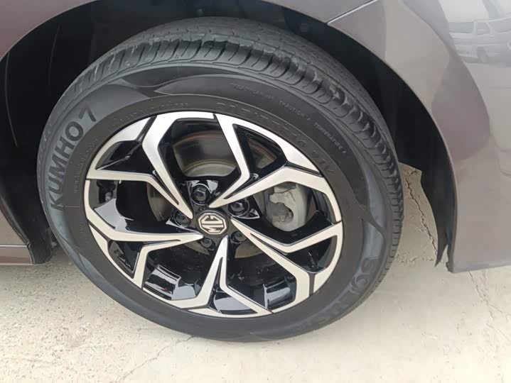 MG 5 180DVVT CVT Luxury Edition 2023, фото 7